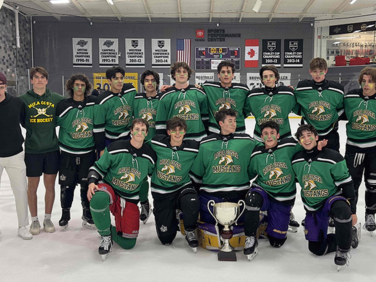 Mira Costa ice hockey team