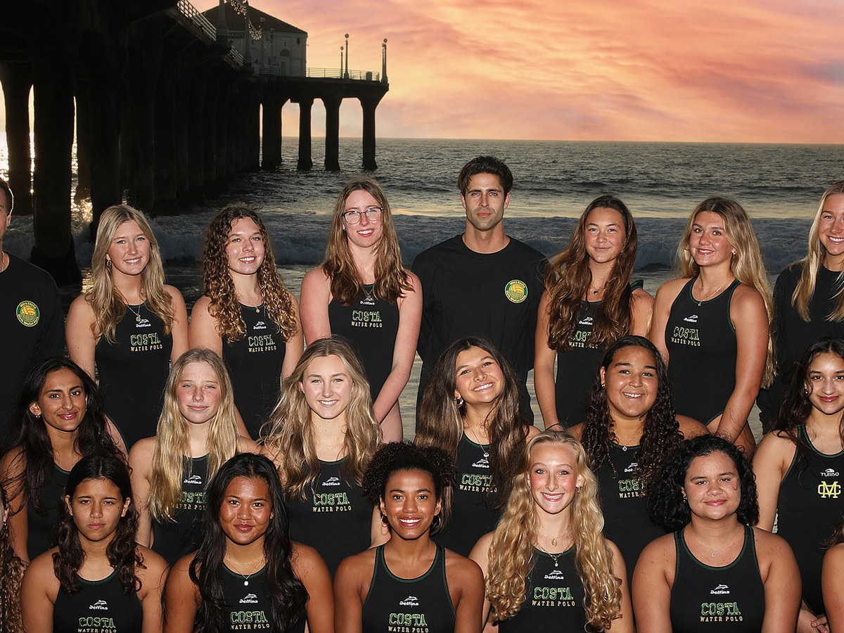Mira Costa girls water polo team